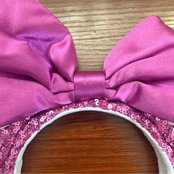 Disney Parks Purple with White Hearts Valentines 2022 Minnie Ears Headband - Picture 3 of 10